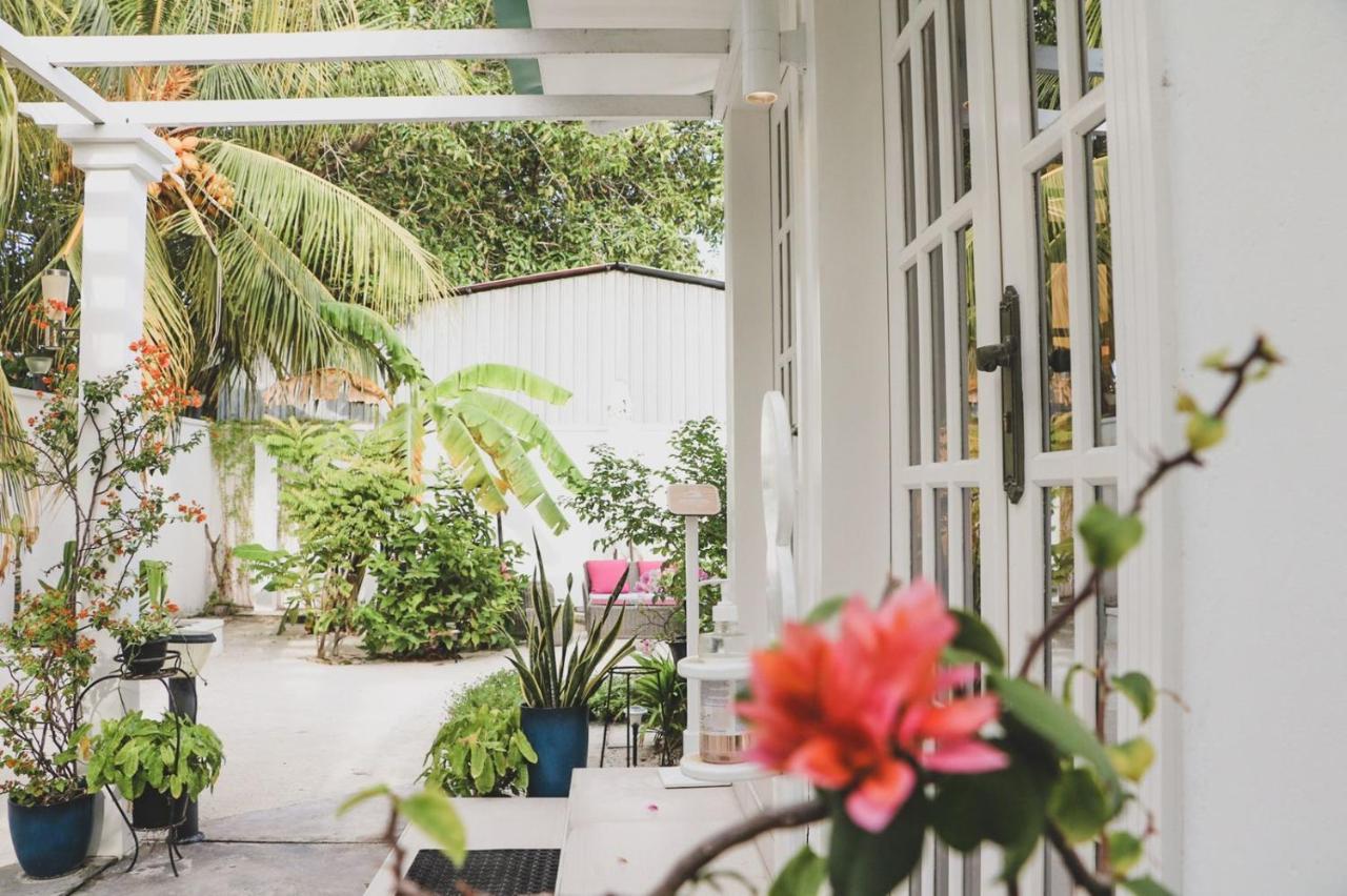 Fiyala Homestay Addu-atollen Eksteriør bilde